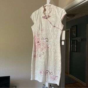 NWT Chinese/ Asian traditional influenced dress.